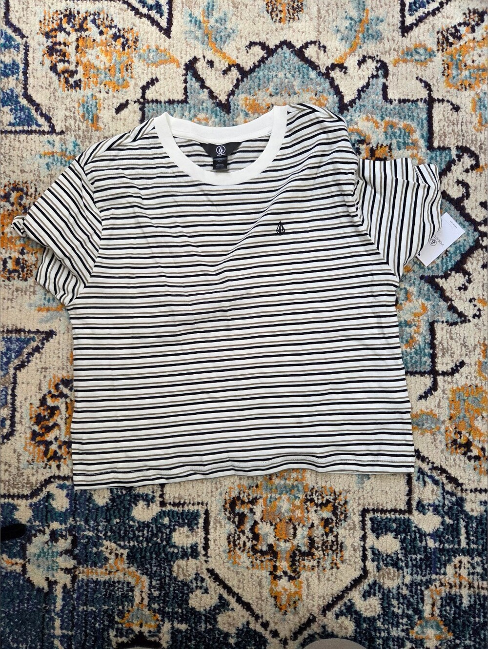 NWT Volcom White & Black Striped Womens Tee